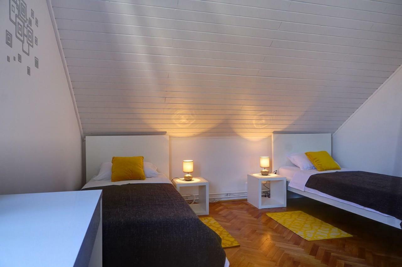Apartman Studio Sonas 3 With Free Private Parking Karlovac Luaran gambar