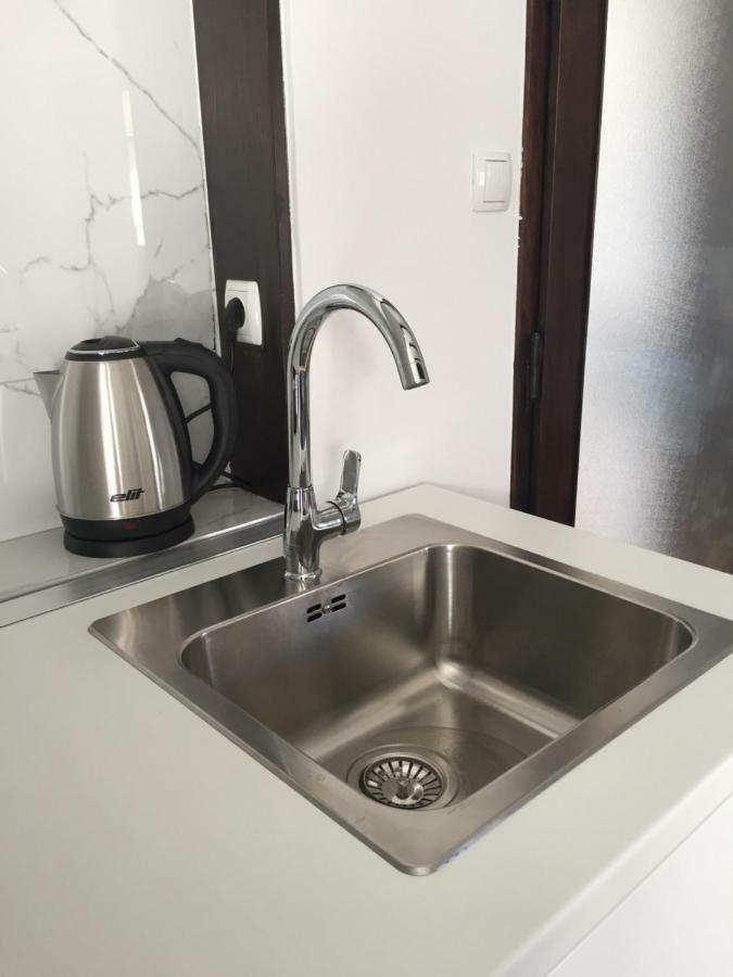 Apartman Studio Sonas 3 With Free Private Parking Karlovac Luaran gambar